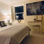 Cocketts Hotel